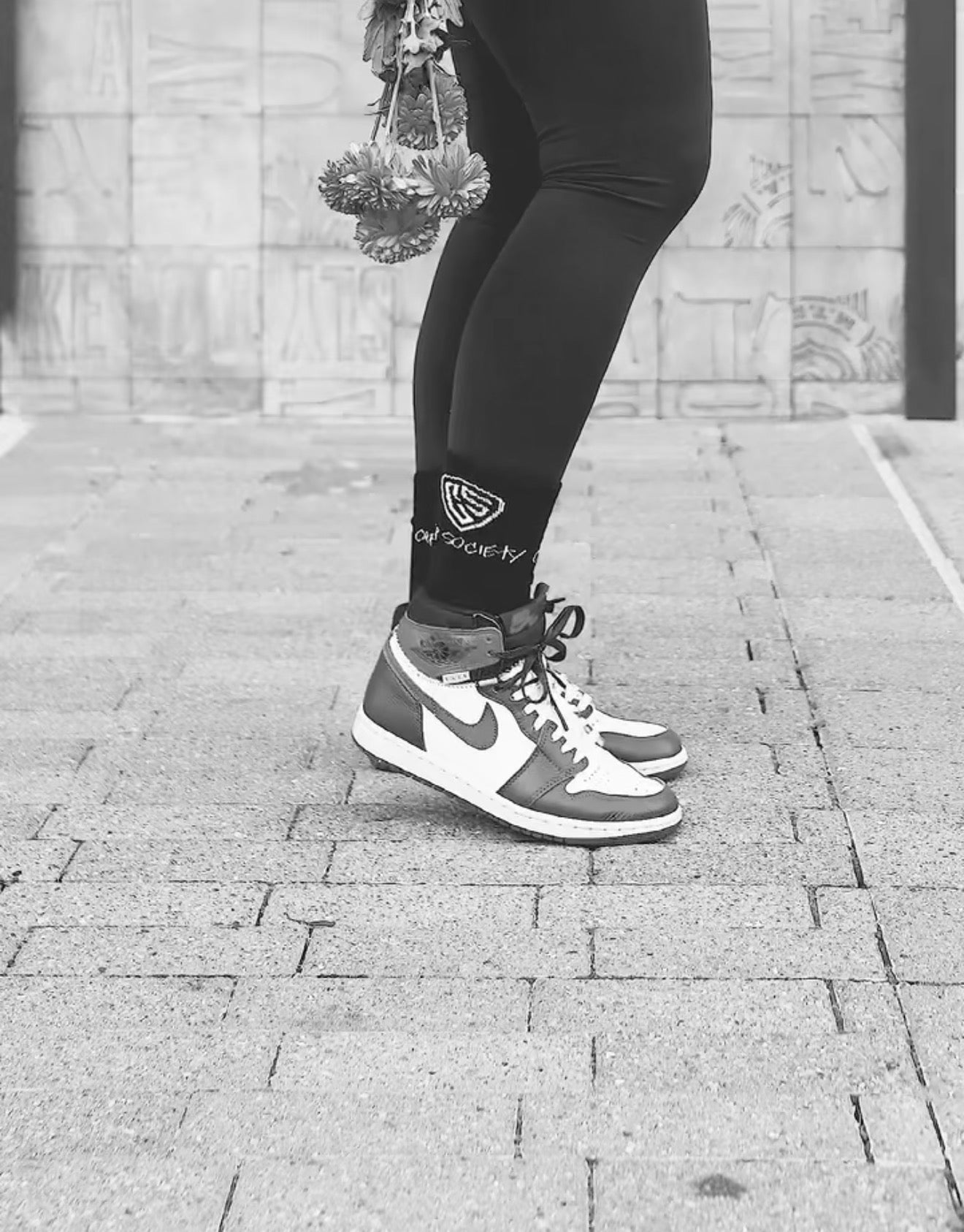 Cap Society Essentials Socks (Black)